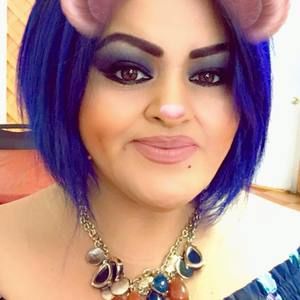 Meet your Posher, Adriana